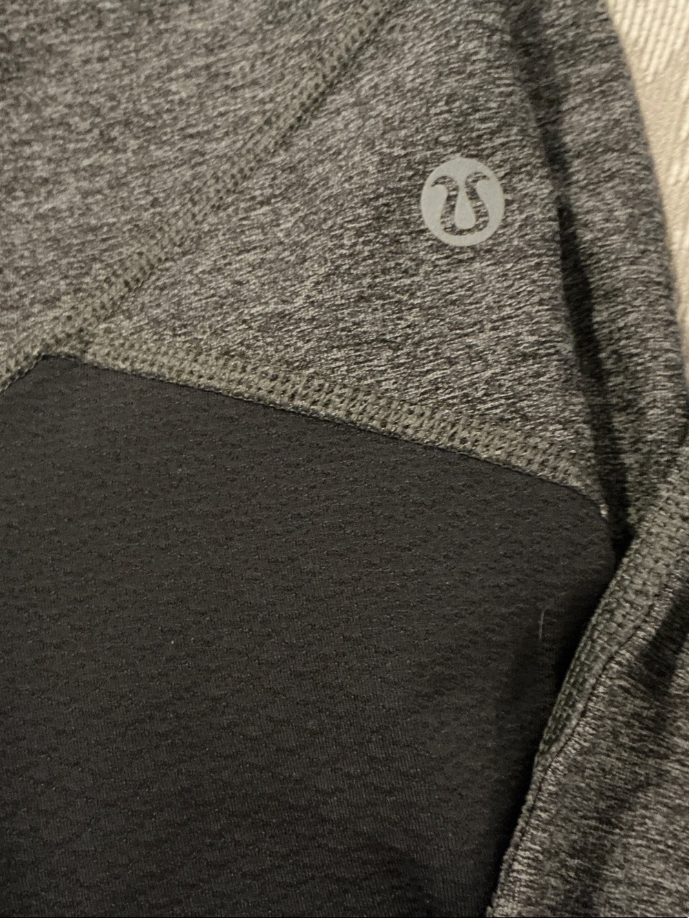 Lululemon Gray Athletic Leggings with Pink Accent - Picture 2 of 7